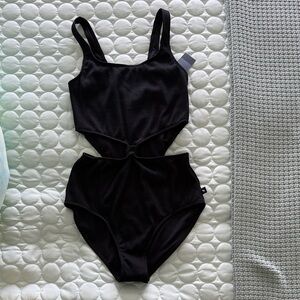 Abercrombie Kids Black Ribbed Swimsuit NWT Size 15/16